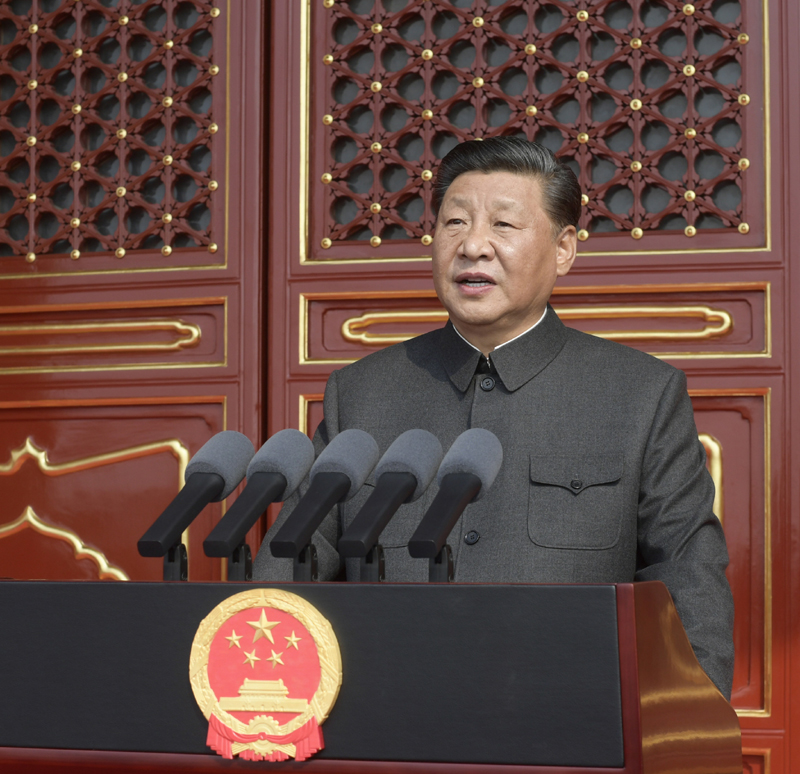 10月1日上午，慶祝中華人民共和國成立70周年大會(huì)在北京天安門廣場隆重舉行。中共中央總書記、國家主席、中央軍委主席習(xí)近平發(fā)表重要講話。